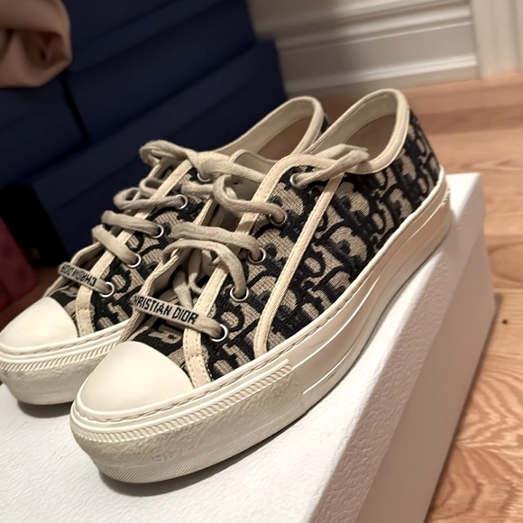 Dior Walk N Dior Sneaker - Picture 5 of 6